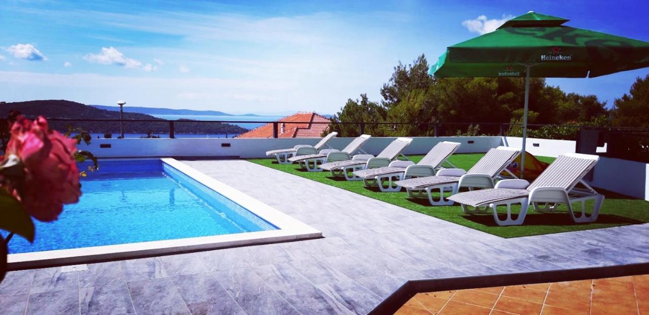Villa Confido Luxury Apartment 01 Seget Donji Exterior photo