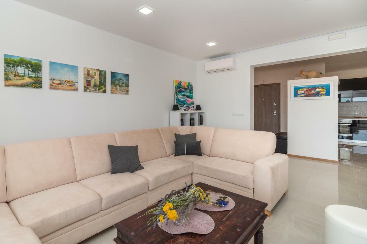 Villa Confido Luxury Apartment 01 Seget Donji Exterior photo